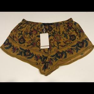 NWT Zara Trafaluc - Boho Floral Shorts
